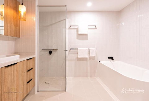 RIVERFRONT BREEZE @ The Cosmopolitan Unit10307 - Northern Rivers Accommodation 3