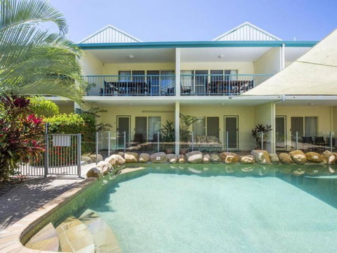 SAILS 9 Beachfront Getaway Horseshoe Bay - Northern Rivers Accommodation 0