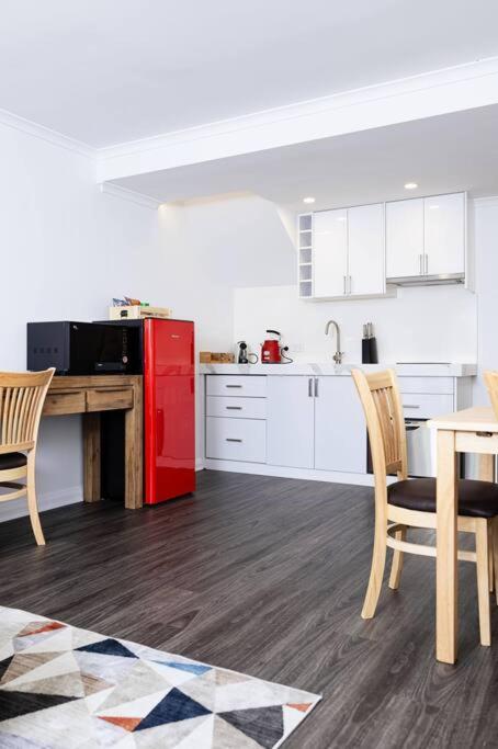 Salamanca Getaway Battery Point - Northern Rivers Accommodation 0