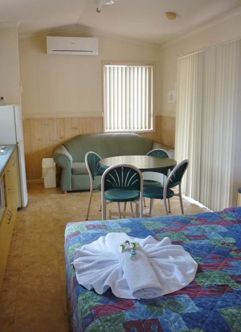 Roma Big Rig Tourist Park - Northern Rivers Accommodation 2