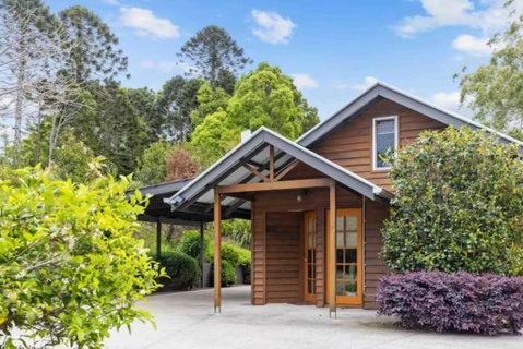 Romantic Lakeview Cottage - Northern Rivers Accommodation 1