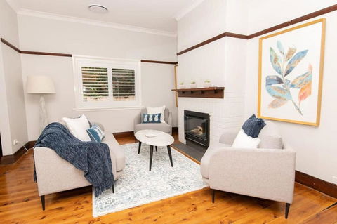 Rose Hill On Hamer, 1940s Charming Cottage Near Cook Park - Northern Rivers Accommodation 2