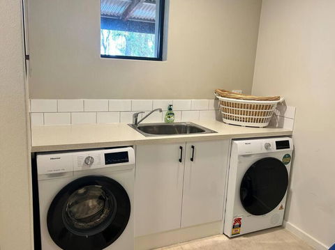 Rosella - Bushland Hideaway - Northern Rivers Accommodation 2