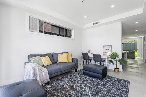 Rousehill 5Br With Pool Near Shopping Centre&Train - Northern Rivers Accommodation 2