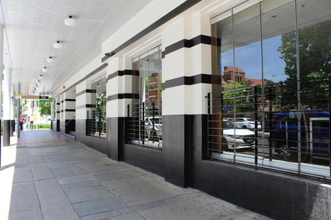 Royal Hotel Orange - Northern Rivers Accommodation 1