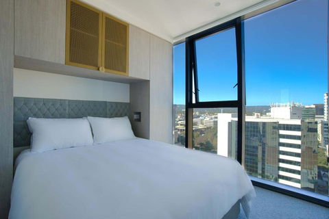 Rundle Retreat - 2BR Apartment With Stunning Views - Northern Rivers Accommodation 0