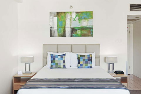 Rydges Esplanade Resort Cairns - Northern Rivers Accommodation 0