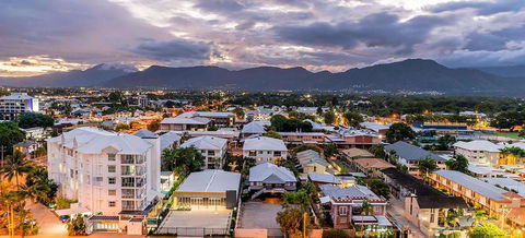 Rydges Esplanade Resort Cairns - Northern Rivers Accommodation 3