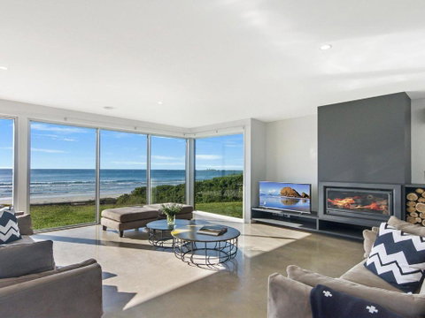 Saltwater Retreat - Northern Rivers Accommodation 1