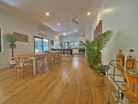 Salty Beach - Northern Rivers Accommodation 1