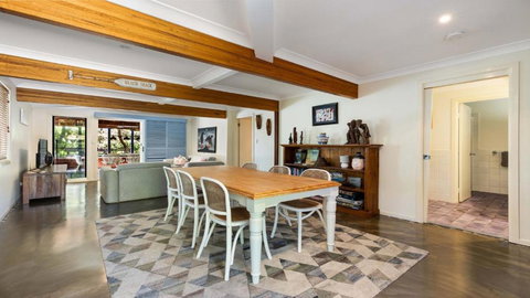 Salty Seaside - Northern Rivers Accommodation 1