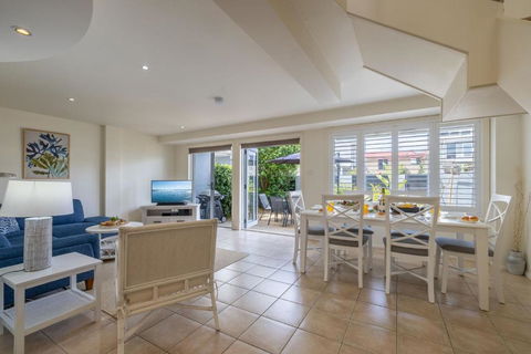 Sandcastles 4 -8 Ala Moana Way - Northern Rivers Accommodation 1