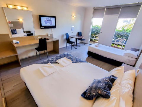 Sandors Motor Inn - Northern Rivers Accommodation 3