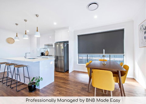 Sandstone - Family Entertainer, Refined Living - Northern Rivers Accommodation 0