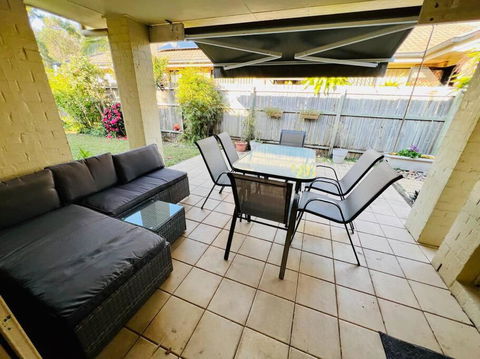 Sandstone Point Holiday Home - Northern Rivers Accommodation 2