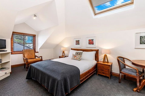 Sandstone Suites - In The Heart Of Port Fairy - Northern Rivers Accommodation 1