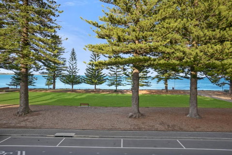 SEABREEZE At Victor Harbor - Northern Rivers Accommodation 1