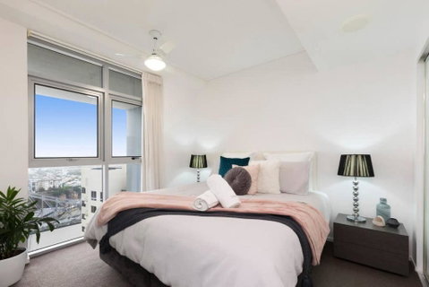SK1 - 2 Level 2 Bedroom Skyline SkyHome - Northern Rivers Accommodation 2