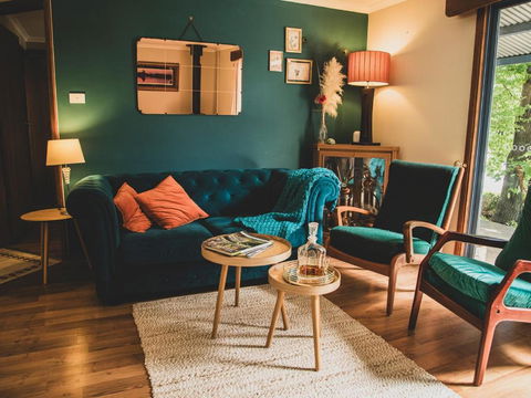 Snowy Valleys Iconic Stay - Moonshiner Cottage @ Distillery - Northern Rivers Accommodation 0