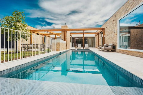 SORRENTO ViLLA HOLLYWOOD - Northern Rivers Accommodation 0