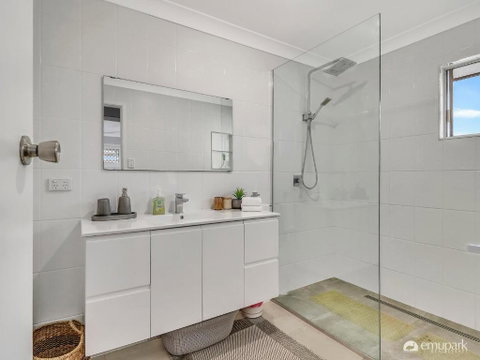 SPECTACULAR EMU PARK GET AWAY! - Northern Rivers Accommodation 3