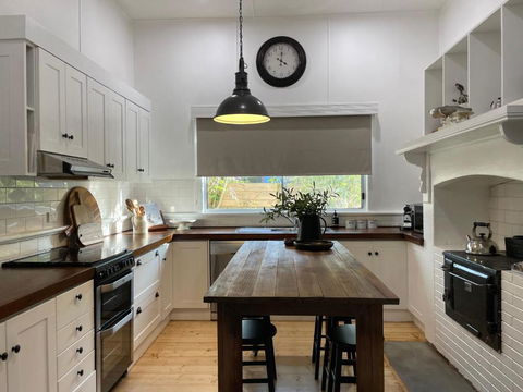 The Country House Maffra - Northern Rivers Accommodation 1