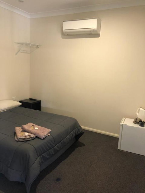The Golden Dog Hotel - Northern Rivers Accommodation 0