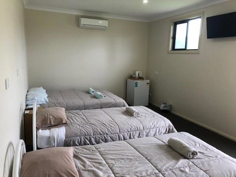 The Golden Dog Hotel - Northern Rivers Accommodation 1