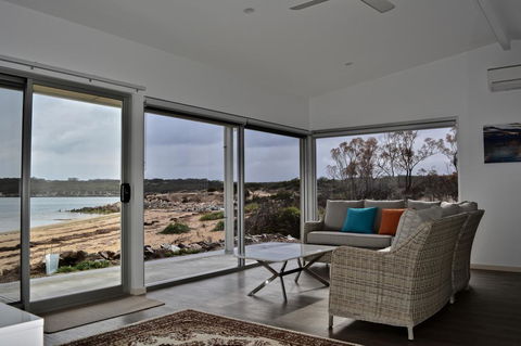 Beachside - Northern Rivers Accommodation 0