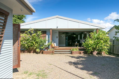 Beachside Cottages - Northern Rivers Accommodation 2