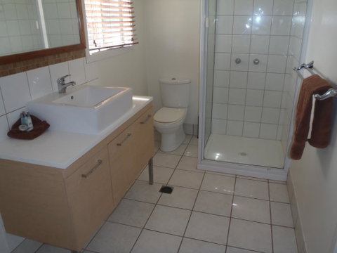 Beachside Holiday Units - Northern Rivers Accommodation 1