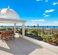 Beachside Resort Kawana Waters - Northern Rivers Accommodation