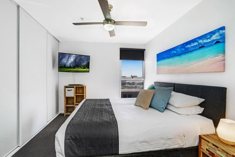 Beau Monde Apartments Newcastle - Worth Place Apartment - Northern Rivers Accommodation 0