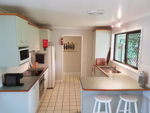 Beerwah House - Northern Rivers Accommodation 1