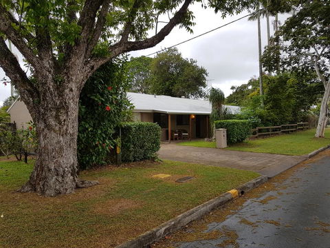 Beerwah House - Northern Rivers Accommodation 0