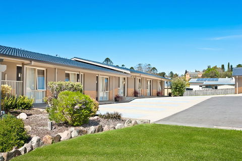 Bega Village Motor Inn - Northern Rivers Accommodation 0