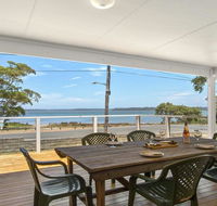 Bellevue - overlooking serene Lake Woolumboola - Northern Rivers Accommodation