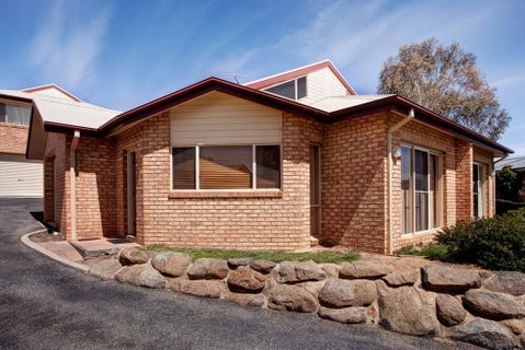 Beloka 2/10 Beloka Close, Jindabyne - Northern Rivers Accommodation 3