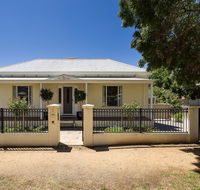 Berkeley Street Townhouse - Northern Rivers Accommodation