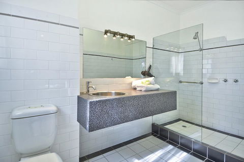 BEST WESTERN Geelong Motor Inn & Serviced Apartments - Northern Rivers Accommodation 1