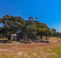 Big Tiny Seven Hills Tiny House Tallarook - Northern Rivers Accommodation