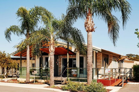 BIG4 Perth Midland Tourist Park - Northern Rivers Accommodation 0