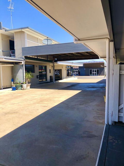 Biloela Centre Motel & Steakhouse Restaurant - Northern Rivers Accommodation 3