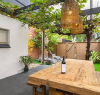 Blackbird at Arlo's - The heart of Glenelg - Wifi - Northern Rivers Accommodation