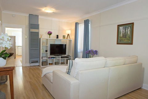 Blue And White Nile - Northern Rivers Accommodation 2