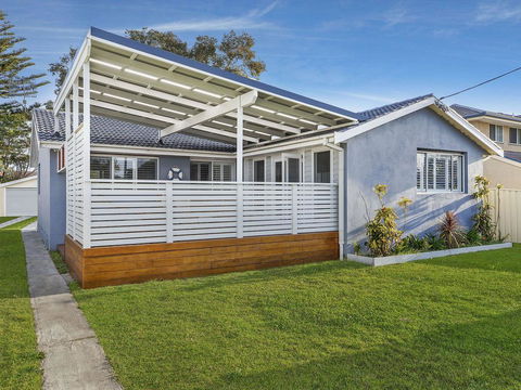 Blue Summer House - Northern Rivers Accommodation 0
