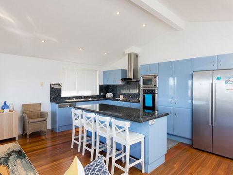 Blue Waters At Gerroa - Northern Rivers Accommodation 2