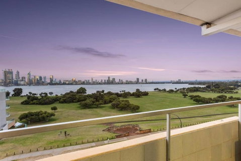 The Swan - Park & River Views Next To Perth Zoo - Northern Rivers Accommodation 0
