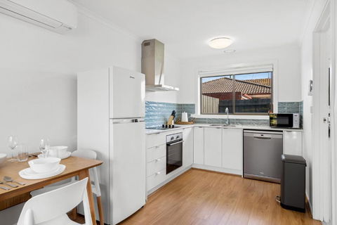 Wilson Executive By Geelong Short & Long Stays - Northern Rivers Accommodation 3