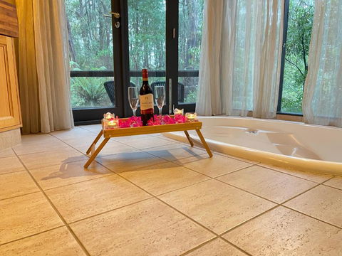 Woodlands Rainforest Retreat - Northern Rivers Accommodation 3